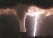lighting-and-tornado-storm